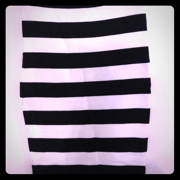 Beetlejuice Sexy stretch pencil skirt-Small - Picture 3 of 3